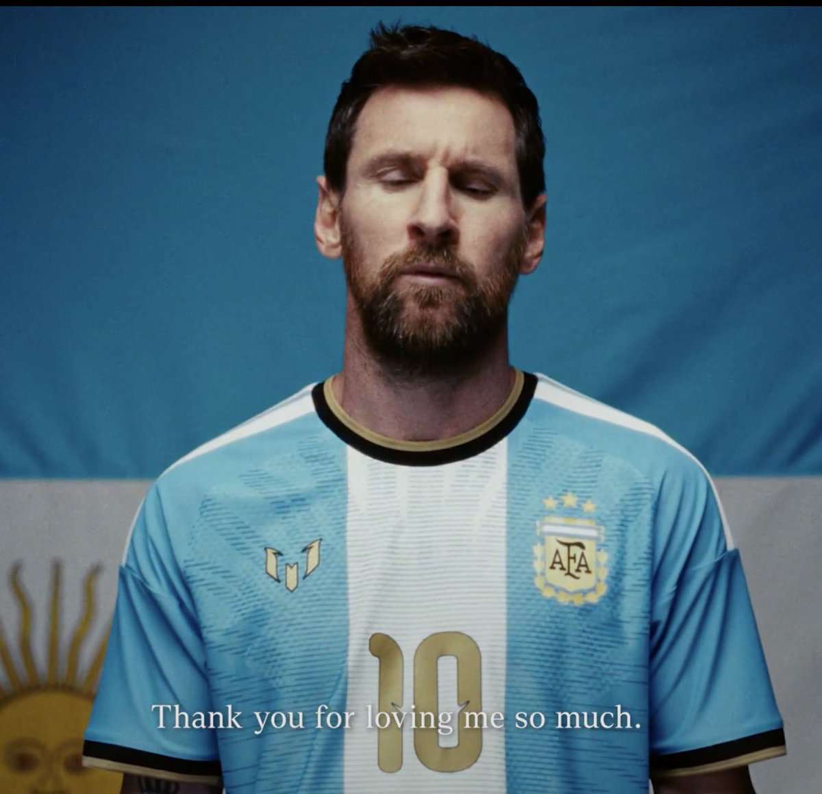 EPL_Gunlukleri's tweet photo. Lionel Messi: “Beni bu kadar çok sevdiğiniz için teşekkür ederim ama artık elveda deme vakti geldi.” https://t.co/0Qvs6P5Bti