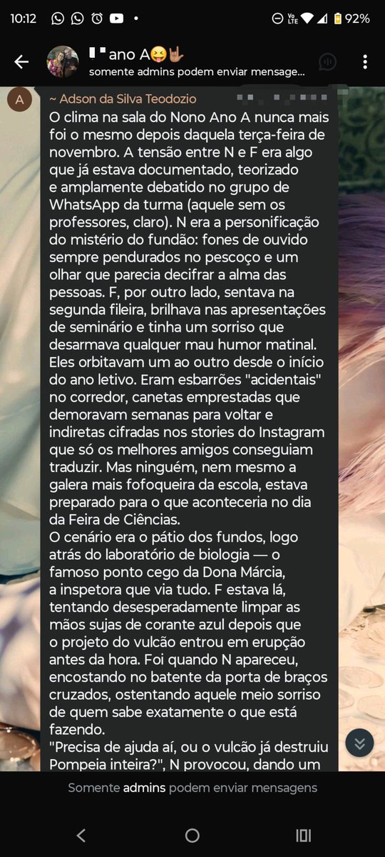aikolkyu's tweet photo. meu professor mandou um textão no grupo da sala, eu abri achando que era algo importante e era UMA FANFIC vsf mano https://t.co/4PpYpvcDFJ