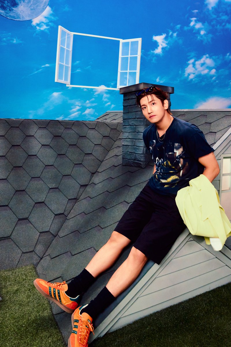 TVXQ's tweet photo. 'All Of My Life' - Escape

MAX CHANGMIN 최강창민
The 3rd Mini Album 【All Of My Life】
➫ 2026.10.19 6PM (KST)

💿Pre-order
https://t.co/Z0QDXCXiZm

#MAXCHANGMIN #최강창민
#AllOfMyLife #MAXCHANGMIN_AllOfMyLife
#TVXQ! #동방신기 #東方神起 https://t.co/29G9pLgOT1