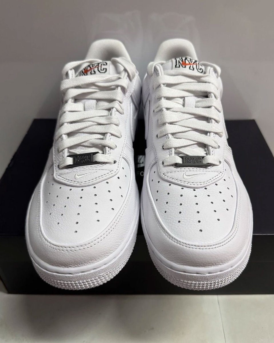 SBDetroit's tweet photo. Another “NYC” Air Force 1 could be on the way 🧡💙🗽

LEARN MORE:  https://t.co/LdFT6YVZRy https://t.co/dAC26EK6Hs