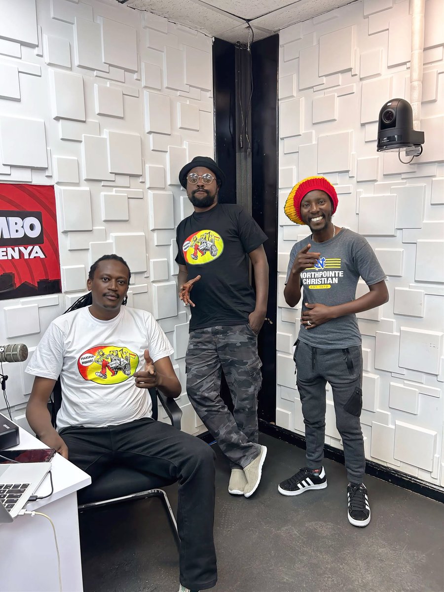 RadioJamboKenya's tweet photo. #MbusiiNaLionTeketeke inatamba taratibu tartar😌 Uko locked in ukiwa wapi?

#MapoziTuesday #KituoChaWakenya https://t.co/krI1m2AeIH