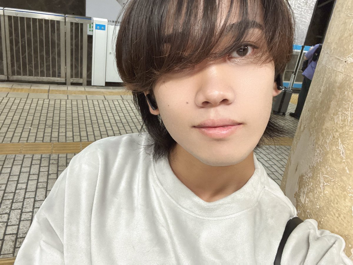 stella_sin_'s tweet photo. 今から深夜練向かうよ〜デビューまで後少し頑張るぞ〜#メン地下 #自撮り https://t.co/6jB0zu7fWY