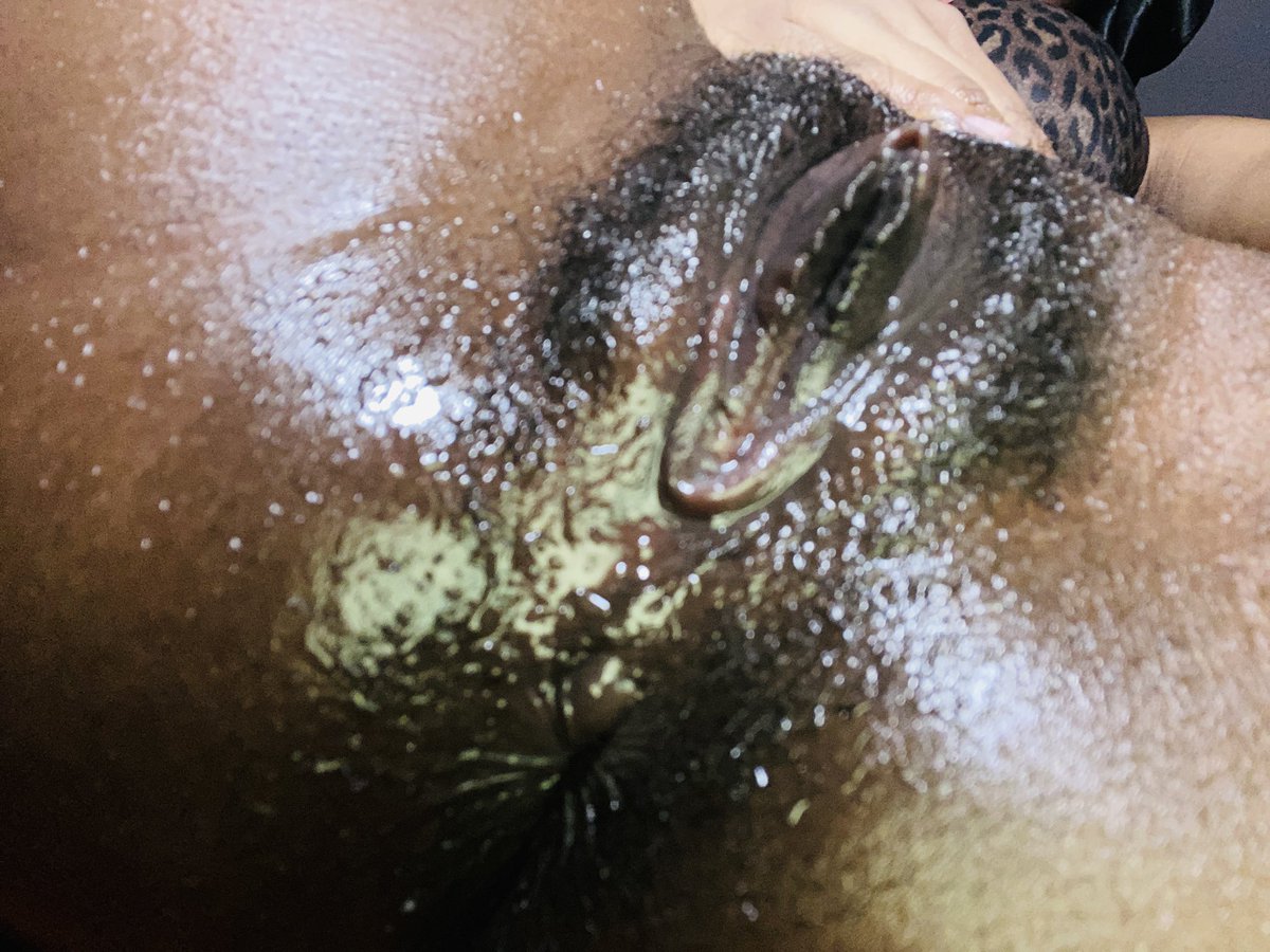 crackedyoman's tweet photo. I need some dick rn who down to meet? #freaks #pussy #wet #wata https://t.co/AKZBNXuGe0