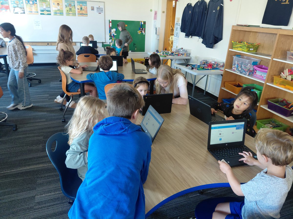 CoachBobLasecki's tweet photo. Love when students become teachers. Our 5th grade expert coders helping our Kindergarten students begin their coding journey.
#hornetpride
@codeorg https://t.co/poJqvdEwDq