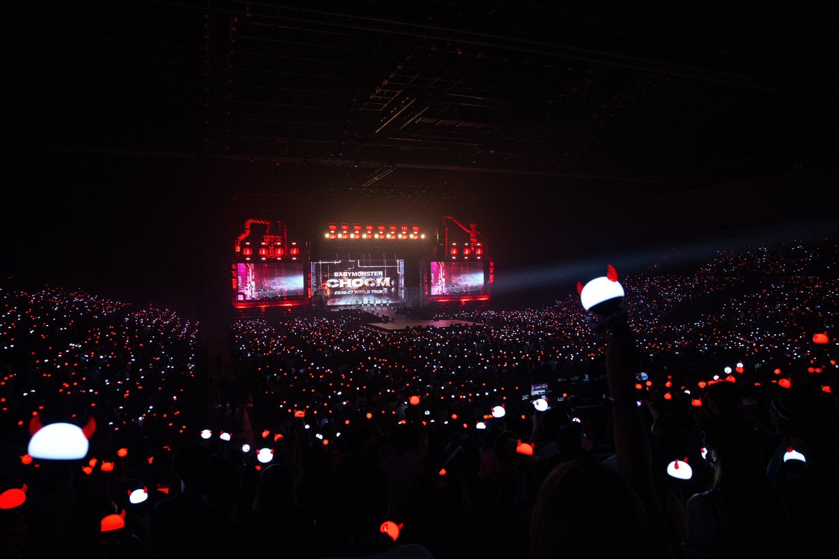 BeataLozinbfxp's tweet photo. [📸] 061026 Live Nation SG X update https://t.co/WN7SBuPNVD