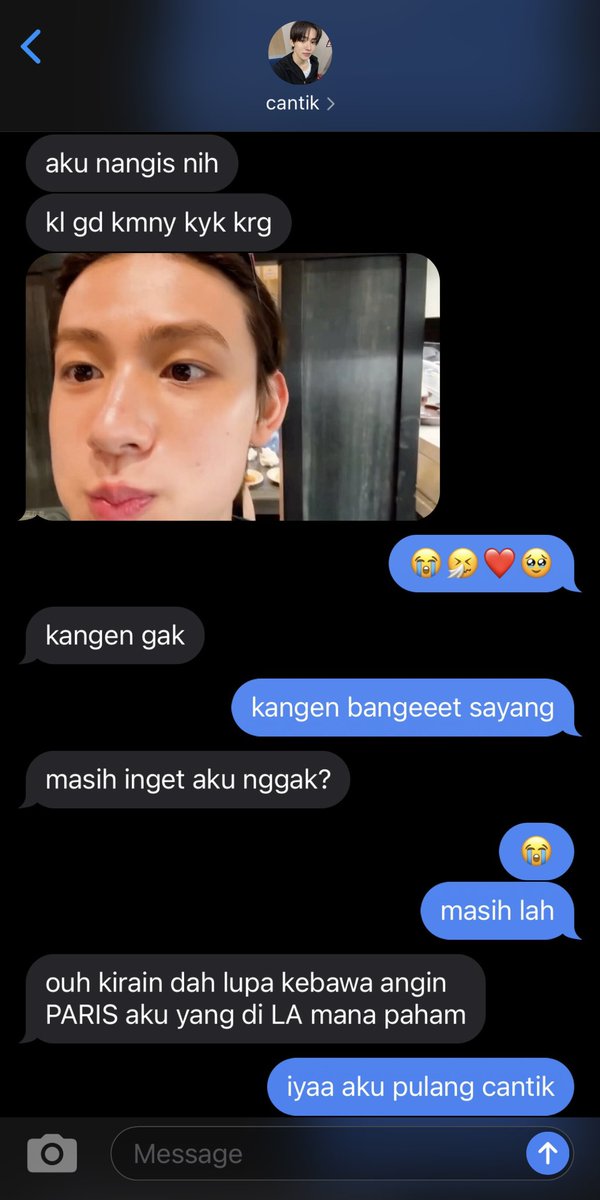 botekmu's tweet photo. cowok manisnya ke paris
#keonhyeon canon au https://t.co/yepppZwE5t