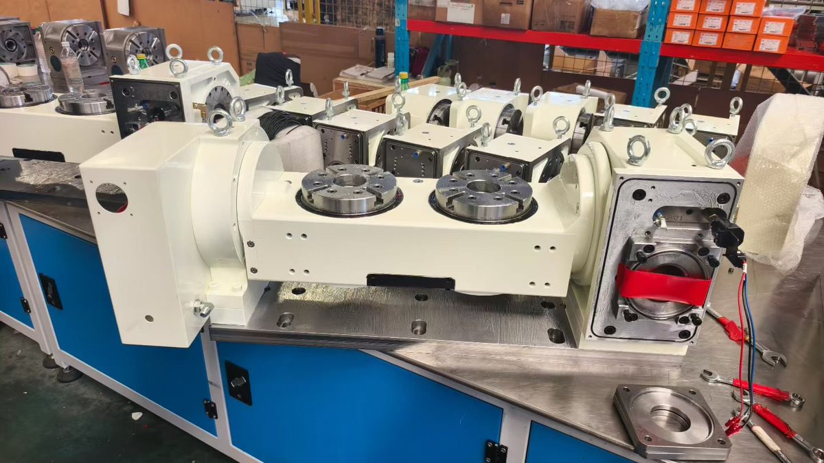 CamIndexer's tweet photo. Servo vs Cam Indexer? For high-speed multi-station indexing, physics beats coding. #MechanicalEngineering #Automation #CamIndexer #RotaryTable #MachineDesign #CAD #AutomationEngineering #IndustrialMachinery #Manufacturing #Robotics https://t.co/JBt4YeE4dU