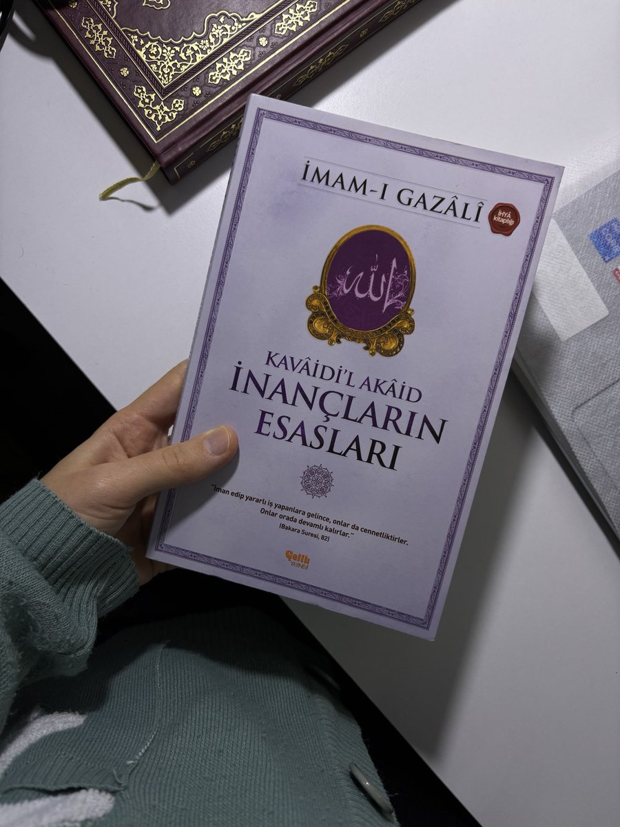 esederlerr's tweet photo. Ya Rabbi senin yolunda hayırla yürüyen kullarından eyle 🎀 https://t.co/0SfSNdFcHx