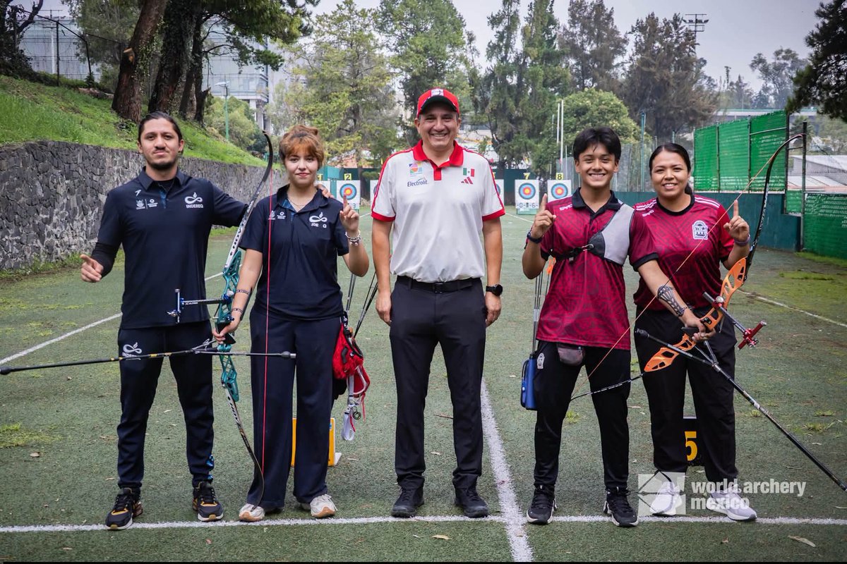 OlimpismoMex's tweet photo. Conoce a la selección mexicana de Tiro con Arco que nos representará en Dakar 2026

🇲🇽 Maya Casas
🇲🇽 Diego Gongora

Pruebas en las que competirán: Individual y equipo mixto
Días de prueba: 6 al 10 de noviembre https://t.co/8wuqBXVzvJ
