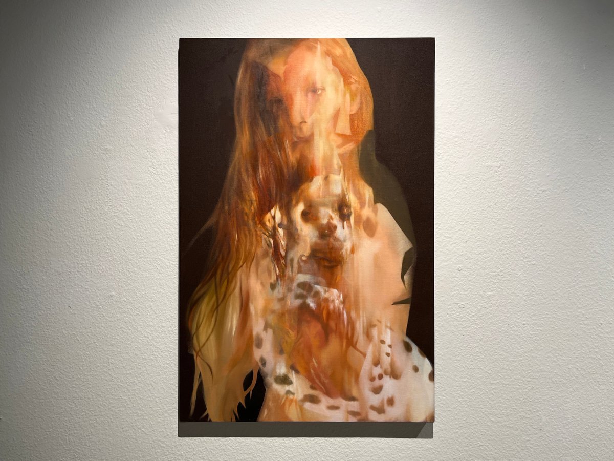hamuzou's tweet photo. 「儚さについて｜On Transience」をGINZA SIXのFOAM CONTEMPORARYで見た。興梠優護の企画によるグループ展。写真は興梠、秋山泉、金佳辰の作品、会場風景（天吊及び床置きは大西伸明の作品群）。10/7まで。 https://t.co/FqFLvUAZ10