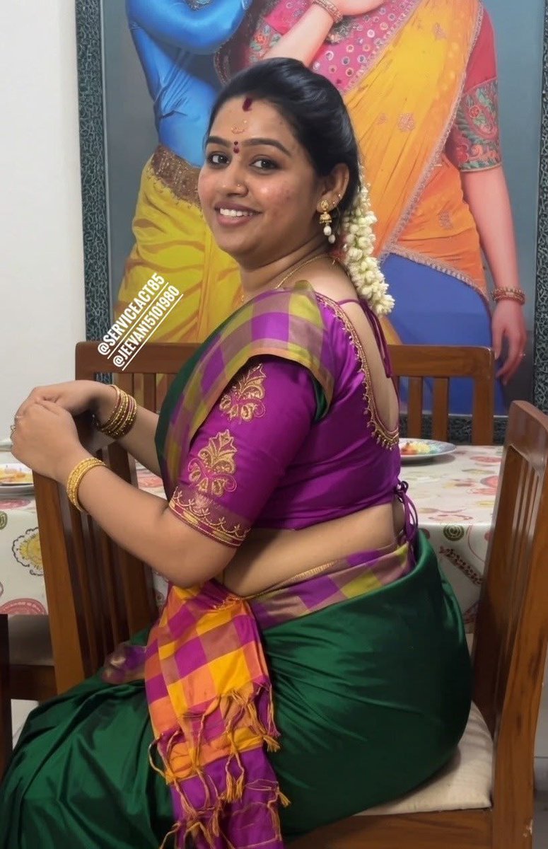 Arumugam_94's tweet photo. How is this tamil serial actress Gayathri https://t.co/PnM7jgERyj