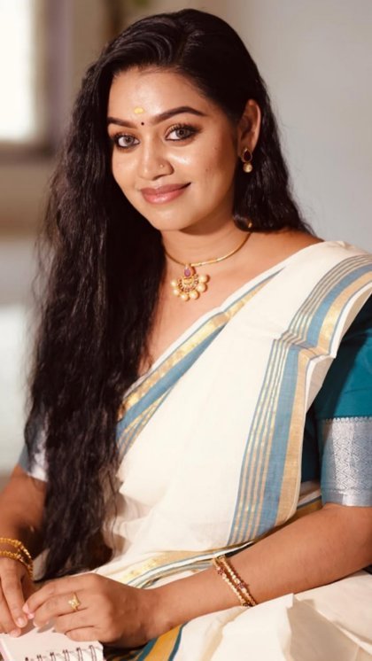 Arumugam_94's tweet photo. How is this tamil serial actress Gayathri https://t.co/PnM7jgERyj