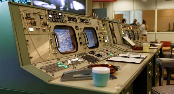 notbuncy's tweet photo. Moon Unit 1… tracking all systems are go https://t.co/GPdBFjgJWh