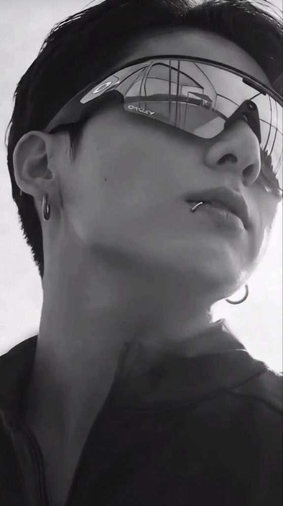 jungkook_reply's tweet photo. Cool https://t.co/6VGn3r0rJF