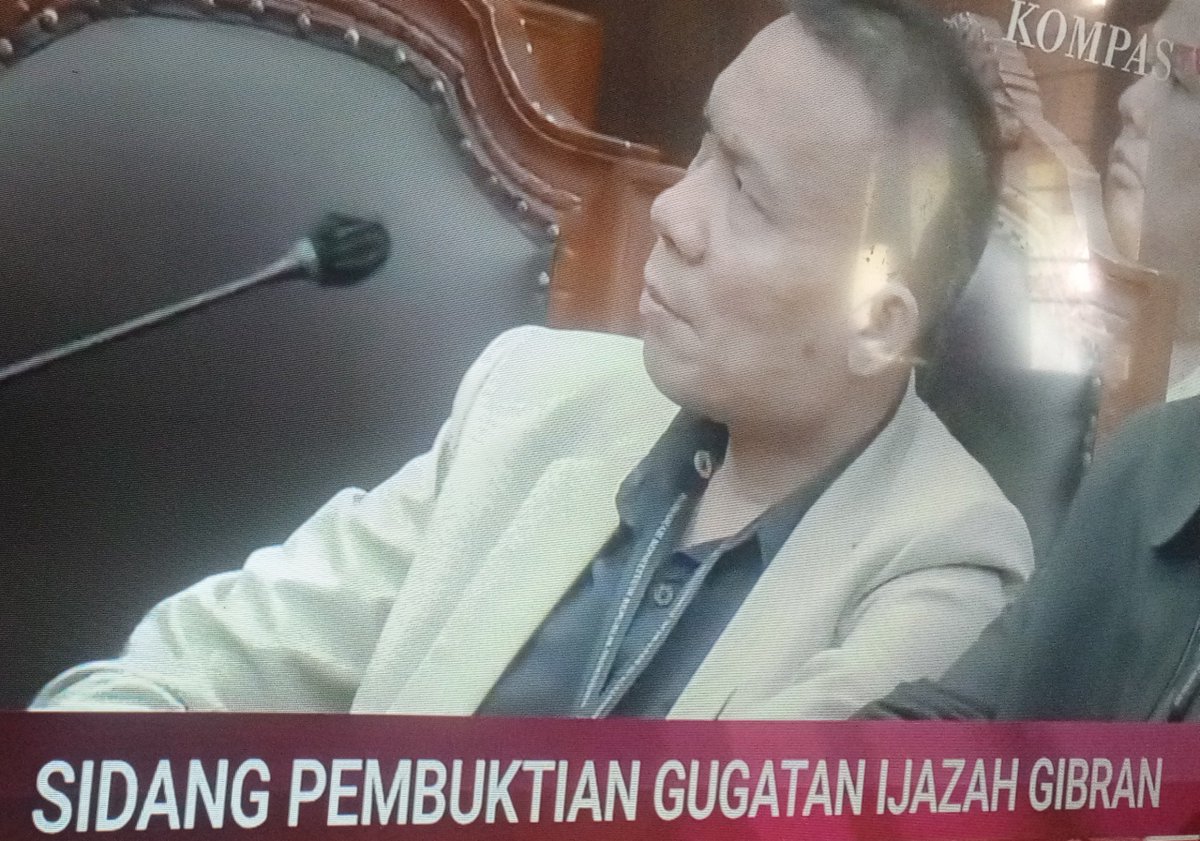 qrivasiii's tweet photo. Berita di Jepang.                     Berita di                       
                                                     Indonesia https://t.co/pC7maZnlDy