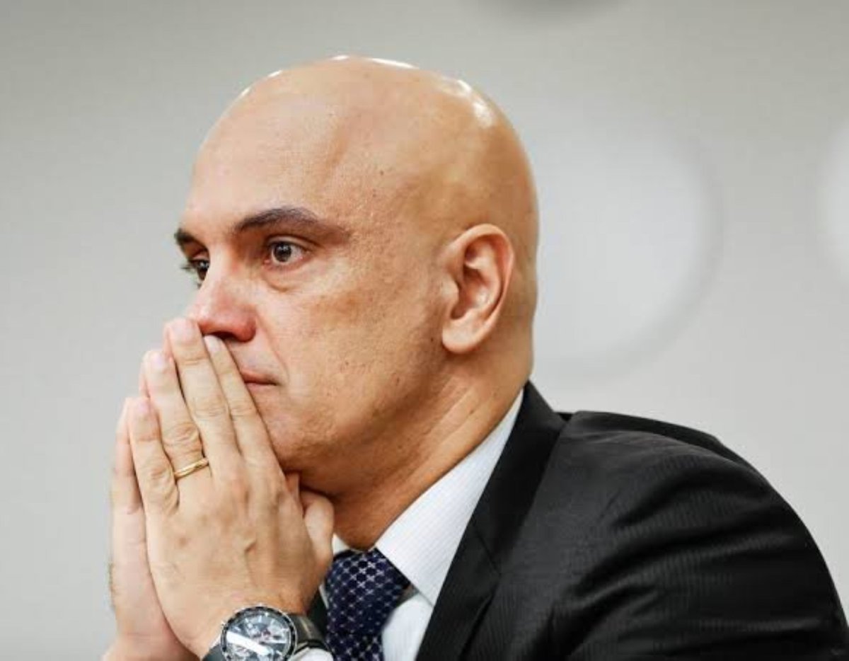 PrimeiroFront's tweet photo. 🔴 ÚLTIMA HORA: PL diz que impeachment de Alexandre de Moraes é totalmente INEGOCIÁVEL.

“Não tem conversa, a gente quer acertar as contas e nada nem ninguém vai nos parar; o povo nos elegeu para isso”, disse o líder do PL. https://t.co/4Wf1WdGRIU