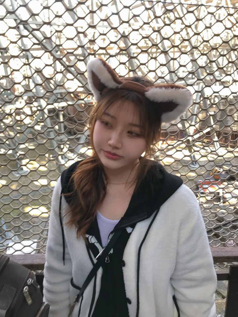 qok78's tweet photo. ㄱㅇㅇ 04

#지인박제 #지인능욕 #겹지인 https://t.co/oMHwNn91yJ