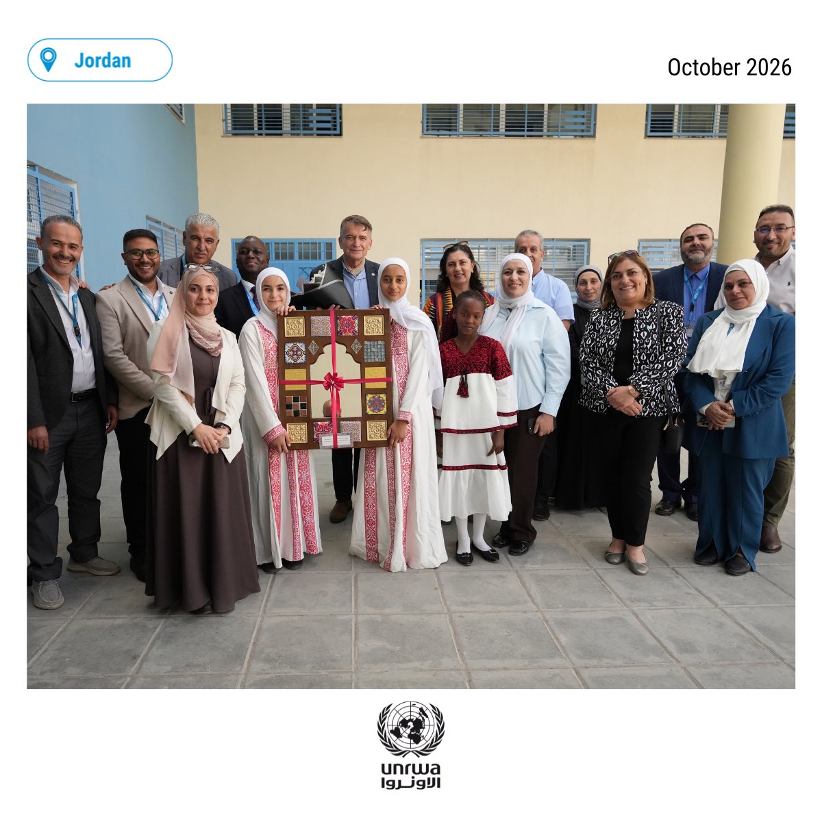 UNRWAJFO's tweet photo. (1/4) Welcomed today @CFSaundersUN to @UNRWA Jerash Camp in #Jordan. 🤝 Home to 35,000+ #Palestine Refugees, around 90% of whom are Ex-Gazans, Jerash is among Jordan's most vulnerable refugee communities. Here, UNRWA's education, health and protection services remain essential. https://t.co/pfi0A9b0ls