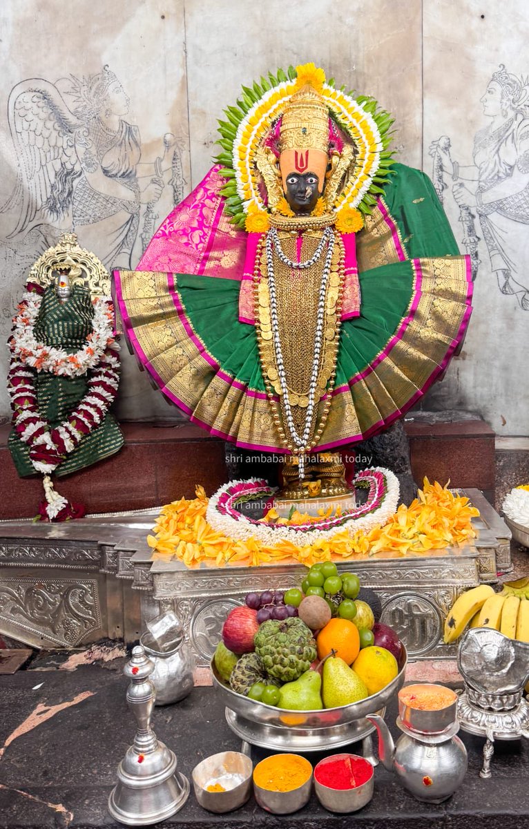 NarayanGambhir's tweet photo. Today’s Alankar Pooja #Mahalakshmi#Ambabai#🙏🏻 https://t.co/8nBdCRKCYl