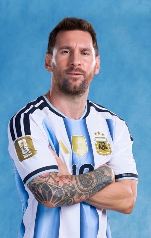 CFCHarlo's tweet photo. Hey @grok, who is the real goat? https://t.co/6nW9bjtBdd