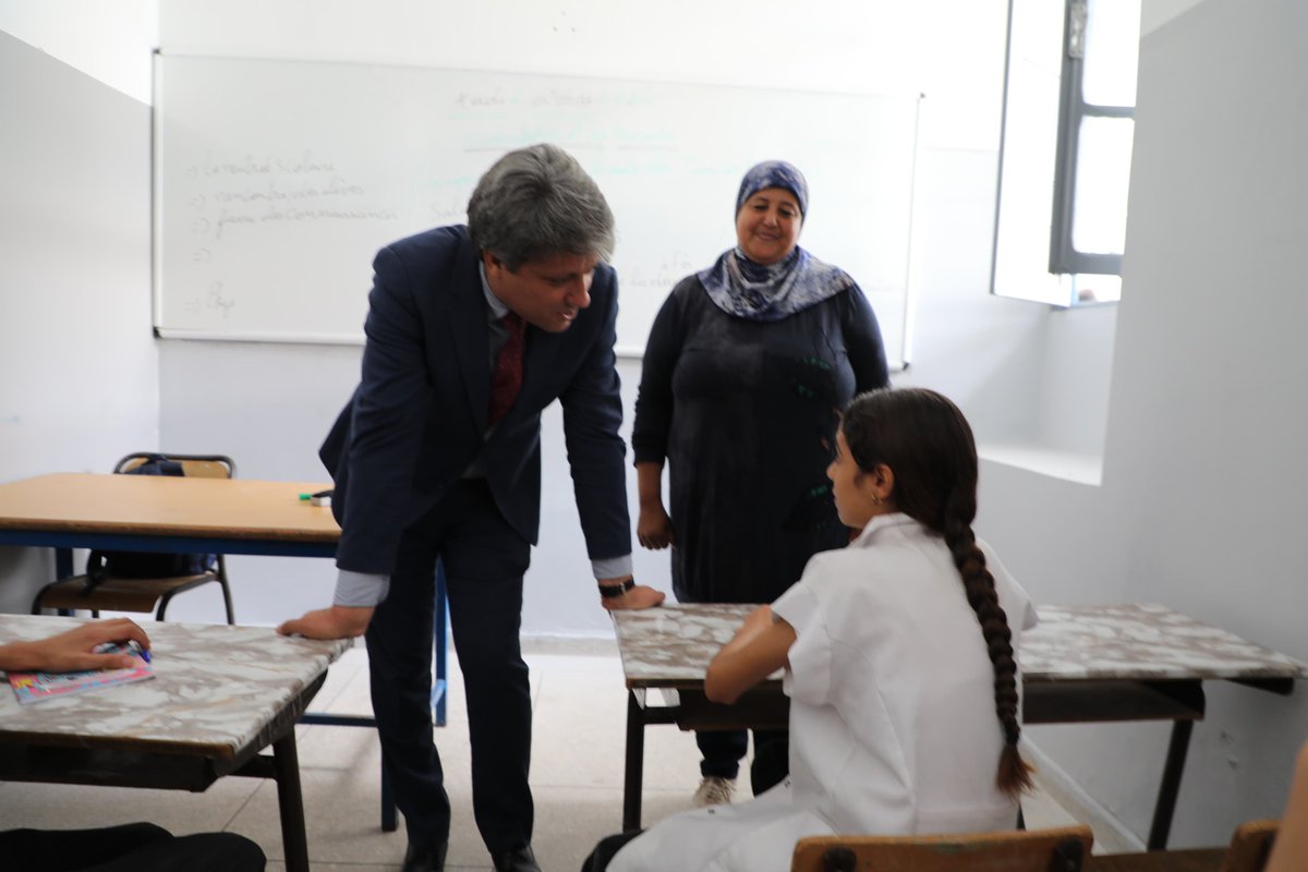 ArefFes24802's tweet photo. 📌 فاس:  السيد مدير أكاديمية  جهة فاس مكناس يفتتح مدرسة جديدة للفرصة الثانية – الجيل الجديد «النصر» بمقاطعة المرينيين التي فتحت أبوابها في وجه المستفيدات والمستفيدين  خلال  الموسم الدراسي الحالي . https://t.co/rXutUsxQqr