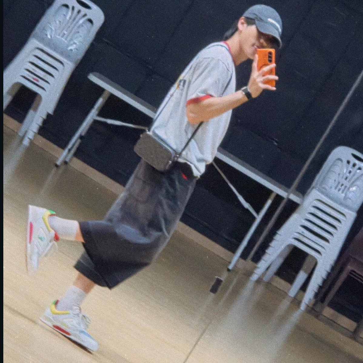 smontumtum's tweet photo. มุมเพิ่นคักๆล่ะ 

ชีมีหมวกกี่ล้านใบ รองเท้ากี่แสนคู่นิ่ ชีดูสนุกกับการแต่งตัวมาก🤲🏻💞
#offroadKTP #OFFROAD #ออฟโรด https://t.co/rTp8oC9Mx9