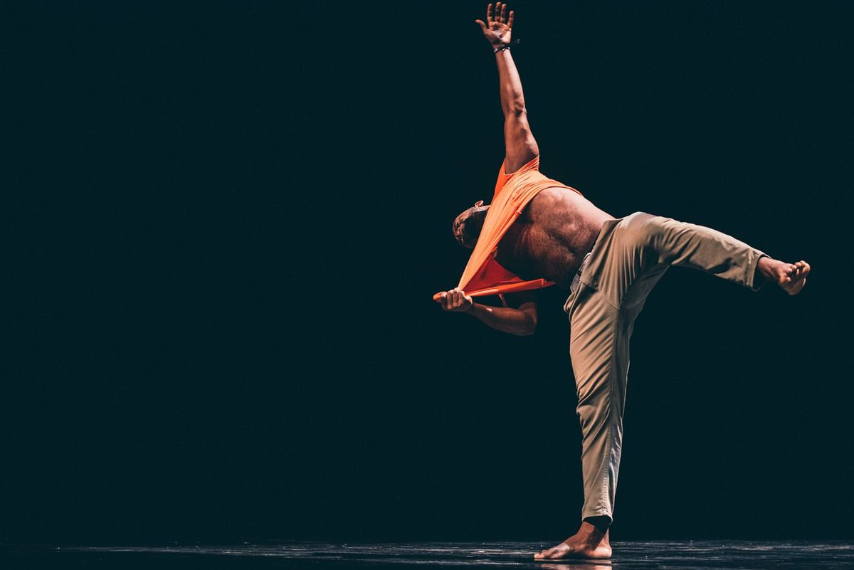 Africamoment's tweet photo. 🌋La Temporada #AM26 llega a Xixón por todo lo alto en colaboración con el Festival Danza Xixon

💥'L'Expat' Salim Mzé Hamadi + 'Black' Oulouy
📅 9 oct
🕕 20:30h
📍CC Antiguo Instituto

❤ Jams abiertas danza
📅 10 oct
🕕 11.30-13.30h
📍Plaza Mayor

ℹ️ https://t.co/b3JCQI6yqH https://t.co/fiAChu9PFL