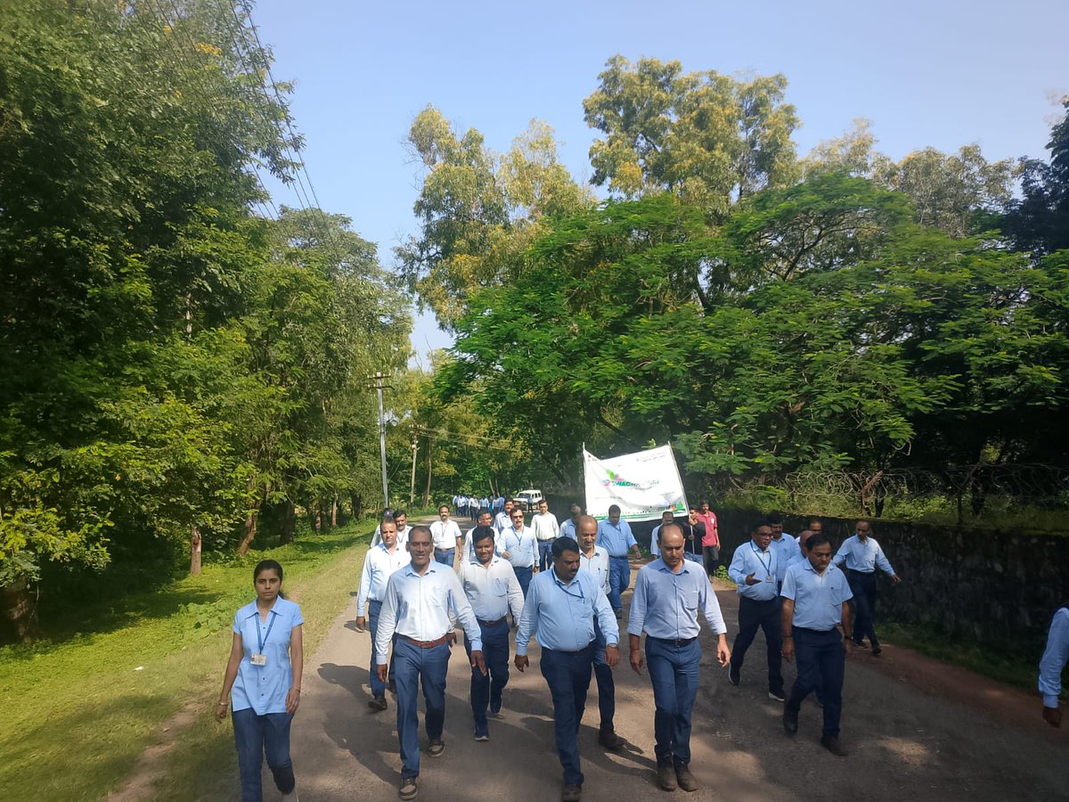 copper_ltd's tweet photo. Under the Swachhta Hi Seva Campaign, a Swachhta Walkathon was organised at Malanjkhand Copper Project (MCP).
#SwachhataHiSeva #SwachhataHiSeva2026 #SwachhBharat #CleanlinessDrive #CleanIndia #HindustanCopperLimited #SwachhBharatMission
@MinesMinIndia
@kishanreddybjp
@satishdubeyy
@mygovindia