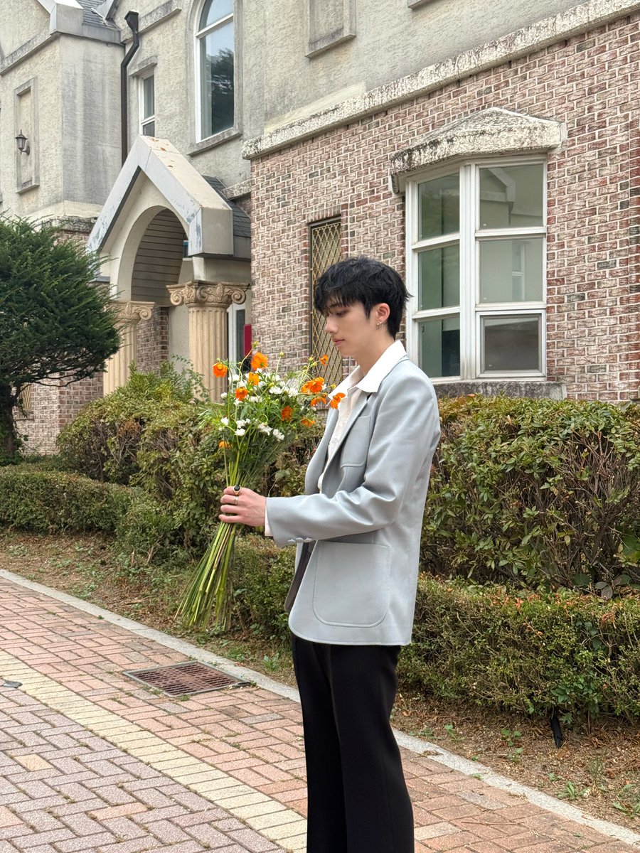 P1H_official's tweet photo. [📸] P1Harmony (피원하모니) JIUNG (지웅) - ‘I Just Might’ Bruno Mars Cover

➕ https://t.co/wnoJaudHxb

#P1Harmony #피원하모니 #P1H #JIUNG #지웅
#BrunoMars #IJustMight #COVER https://t.co/Cdp7tqPbNX