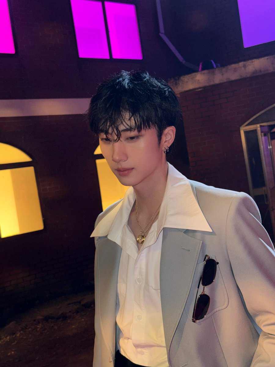 P1H_official's tweet photo. [📸] P1Harmony (피원하모니) JIUNG (지웅) - ‘I Just Might’ Bruno Mars Cover

➕ https://t.co/wnoJaudHxb

#P1Harmony #피원하모니 #P1H #JIUNG #지웅
#BrunoMars #IJustMight #COVER https://t.co/Cdp7tqPbNX