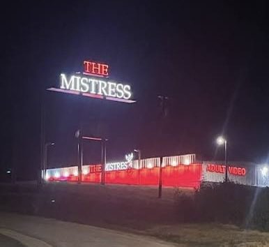 BerryTramadol's tweet photo. Fun fact. The University of Oklahoma football program has not scored a touchdown in the Red River Shootout since DW’s Adult Video rebranded to The Mistress. https://t.co/H0aRGRA2Sh