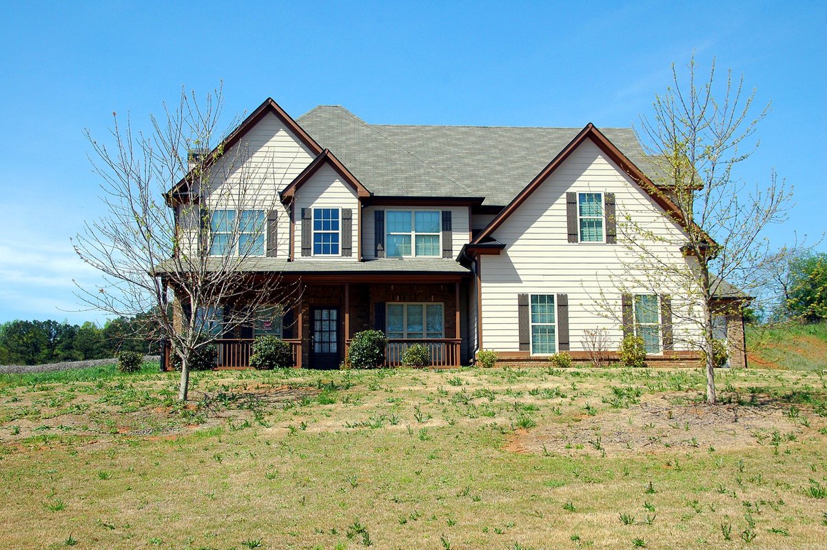 CentInsOKC's tweet photo. Your home holds what matters most to your family. As independent agents in Oklahoma City, we review multiple trusted carriers to make sure your dwelling and personal belongings have dependable protection against unexpected damage. Get in touch: https://t.co/LZYMydpZlI https://t.co/jBkooLtwNb