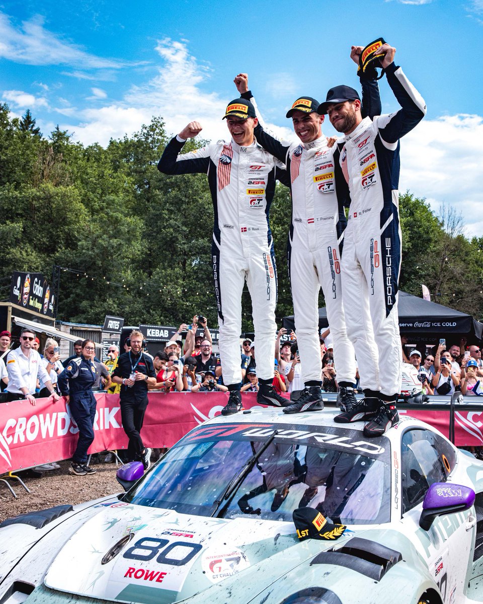Customer_Racing's tweet photo. @24hoursofspa win: 100 days ago. 😍
@gtworldcheu Sprint Cup title win: 3 days ago. 🥳
Two big and unique Lionspeed GP achievements. The @circuitspa story is one for the history books. The Sprint Cup decider at @Circuitcat_eng had us on the edge of our seats too. 🙌 https://t.co/GSRnwqj2Iq
