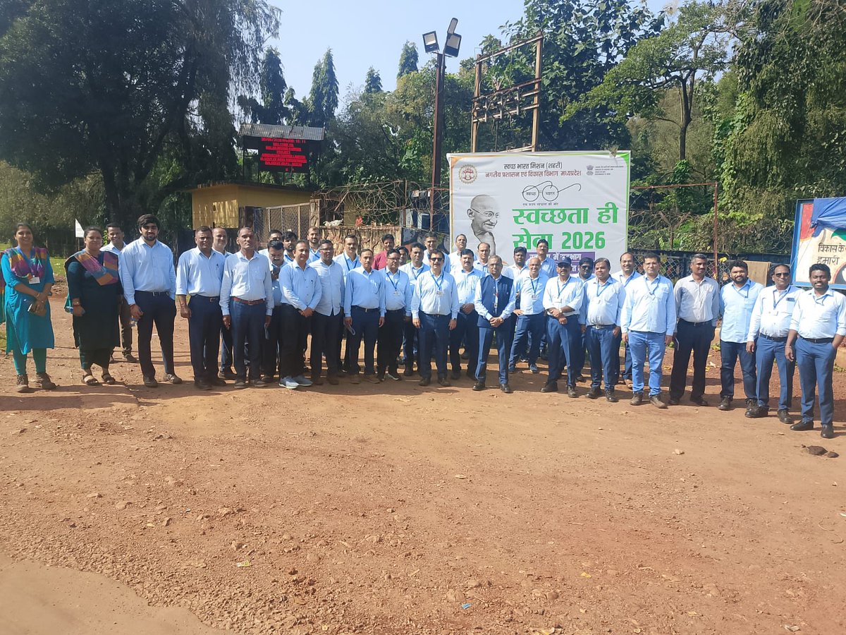 copper_ltd's tweet photo. Under the Swachhta Hi Seva Campaign, a Swachhta Walkathon was organised at Malanjkhand Copper Project (MCP).
#SwachhataHiSeva #SwachhataHiSeva2026 #SwachhBharat #CleanlinessDrive #CleanIndia #HindustanCopperLimited #SwachhBharatMission
@MinesMinIndia
@kishanreddybjp
@satishdubeyy
@mygovindia