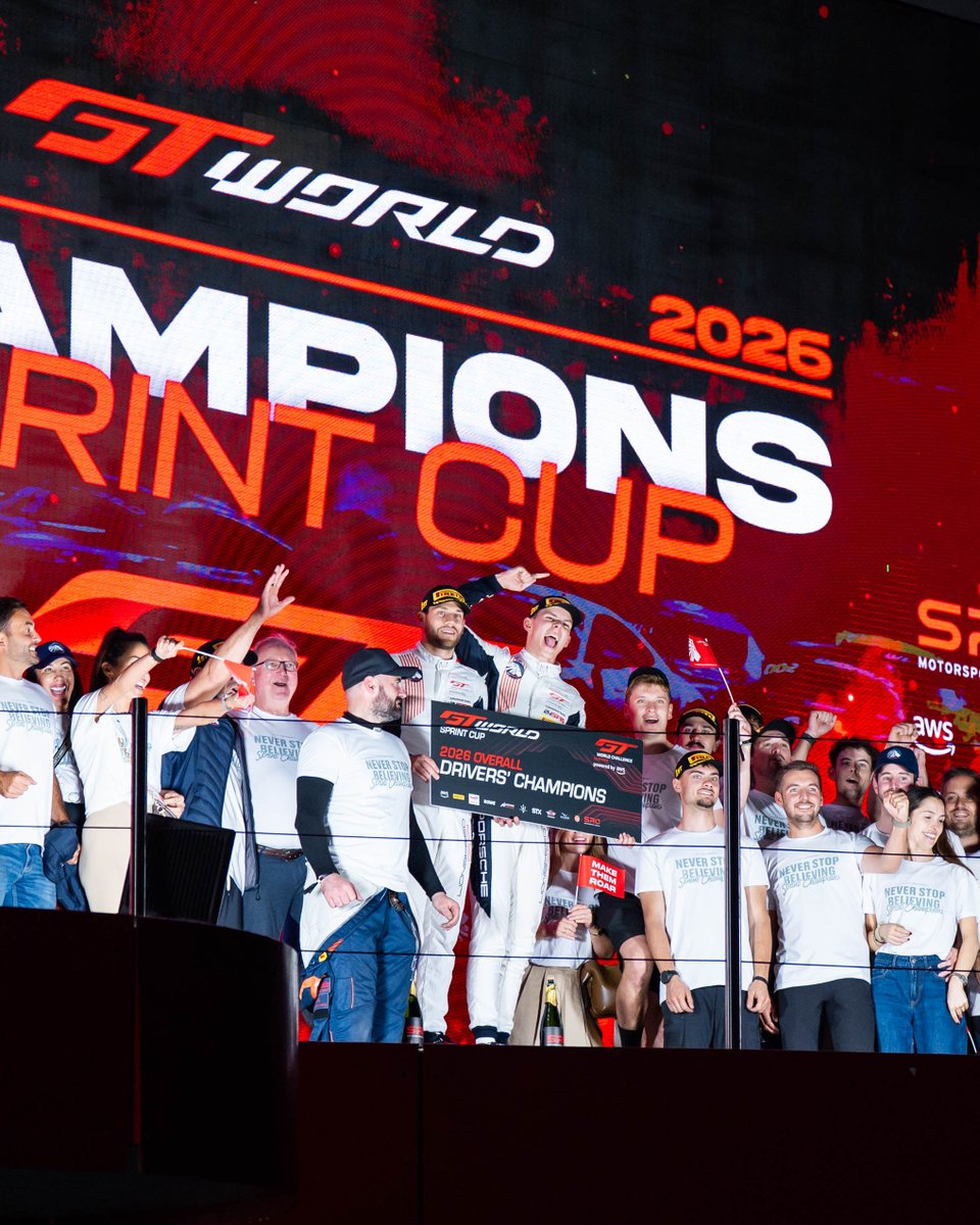Customer_Racing's tweet photo. @24hoursofspa win: 100 days ago. 😍
@gtworldcheu Sprint Cup title win: 3 days ago. 🥳
Two big and unique Lionspeed GP achievements. The @circuitspa story is one for the history books. The Sprint Cup decider at @Circuitcat_eng had us on the edge of our seats too. 🙌 https://t.co/GSRnwqj2Iq