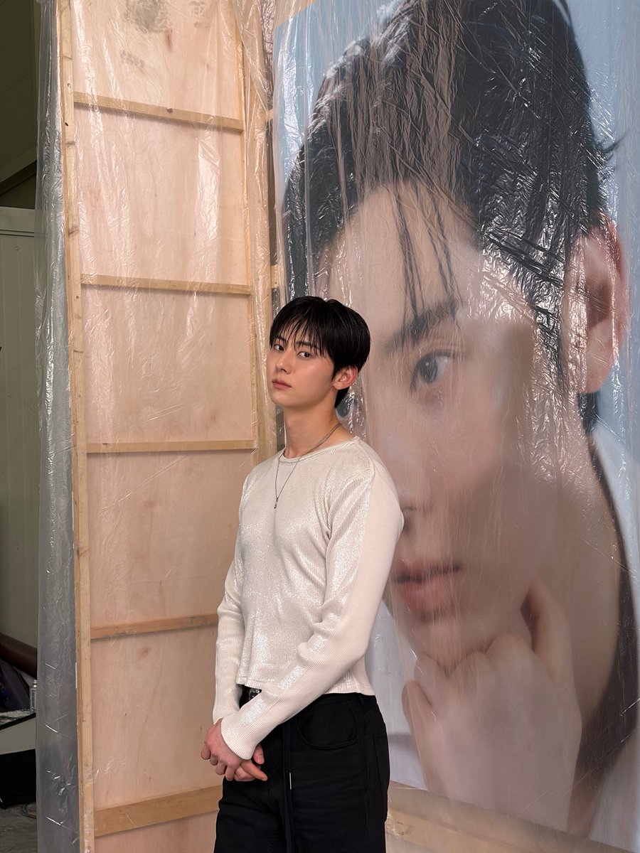 hwan8minhyun's tweet photo. 언제든지 활동기외모가 준비된남ㅈㅏ https://t.co/W7Wy7s6rWN