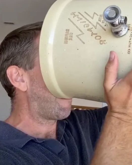 AI17____ tweet picture