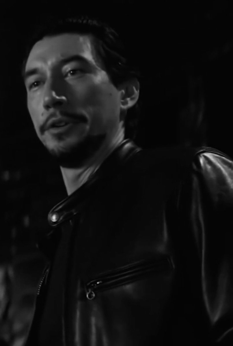 sirenafatale's tweet photo. okay mafia boss https://t.co/zl8ik1ubGF
