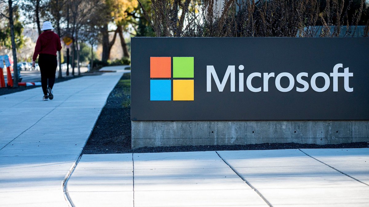 applitank's tweet photo. Plans for a £200m data centre on Microsoft's former UK headquarters site in Reading have been submitted to Wokingham Borough Council for review. The scheme is now under consideration.
#Applitank #Reading #Wokingham #DataCentre https://t.co/9e0XBlyzR1