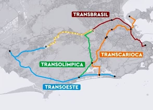 matheusmiller_s's tweet photo. 🚍🚦 Vamos falar sobre o legado de mobilidade urbana de Eduardo Paes na cidade do Rio de Janeiro? 🚦🚍

Obviamente, transportes como trem/metrô são sempre o ideal, porém, como prefeito, esses modais não ficam diretamente sob responsabilidade municipal, sendo uma atribuição característica do governo do estado (governador). Dito isso:

O BRT da cidade do Rio é composto de 4 corredores exclusivos de ônibus que totalizam quase 150km, considerando em linha reta, seria quase metade da distância entre Rio (capital) e São Paulo (capital) também em linha reta.

Hoje, o carioca não consegue imaginar sua vida sem o BRT que trouxe condições de locomoção inexistentes outrora. Só quem precisava sair da Zona Norte e da Zona Oeste em direção ao Recreio, Jacarepaguá e Barra da Tijuca antes disso sabe como era mais difícil a vida sem o Túnel da Grota Funda e o Túnel da Transolímpica.