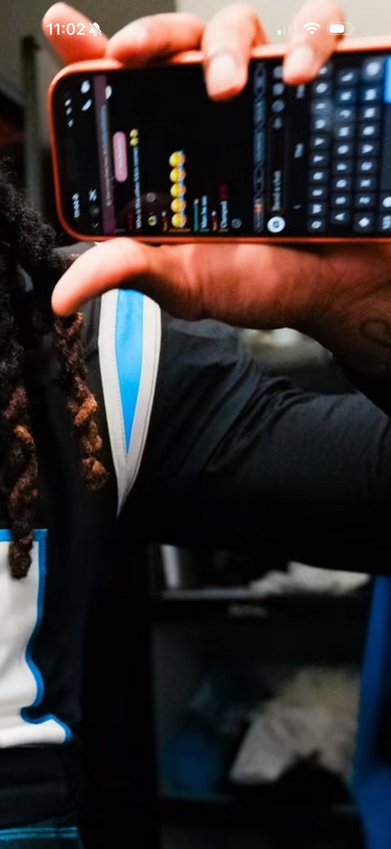 Panthersout's tweet photo. Pretty sure this group chat says, “Who is the other fuckin corner?” 😭😭😭

“Man, he ass.”

Get 29 off the team bro 😭 https://t.co/W28mBBl0Kt