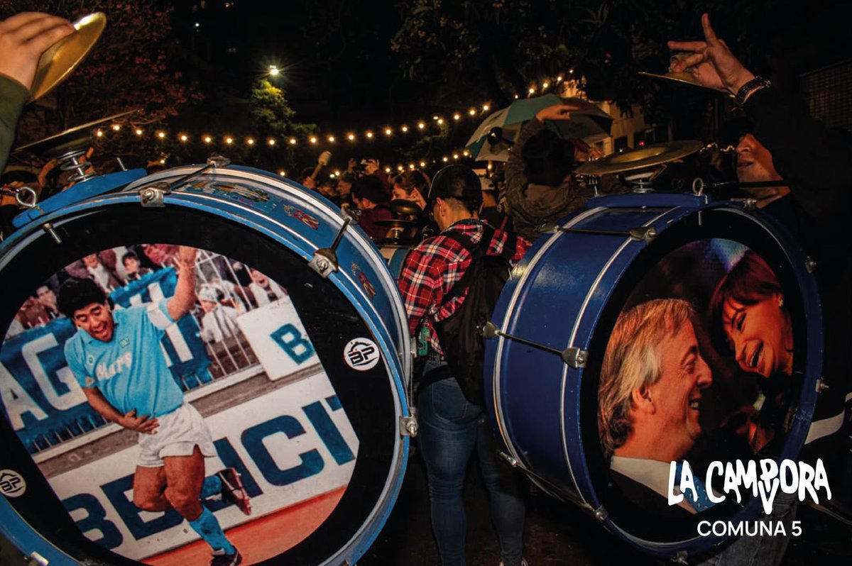 lacampora_c5's tweet photo. FIESTA POPULAR EN LA COMUNA 5

✌️Más de mil personas se acercaron al festival que organizo la Casa Cultural Tita Merello como resultado de sus 4 años de militancia en el barrio de Boedo.

Seguimos trabajando y militando para liberar a Cristina y así liberar la patria. https://t.co/H3nw5psXRy