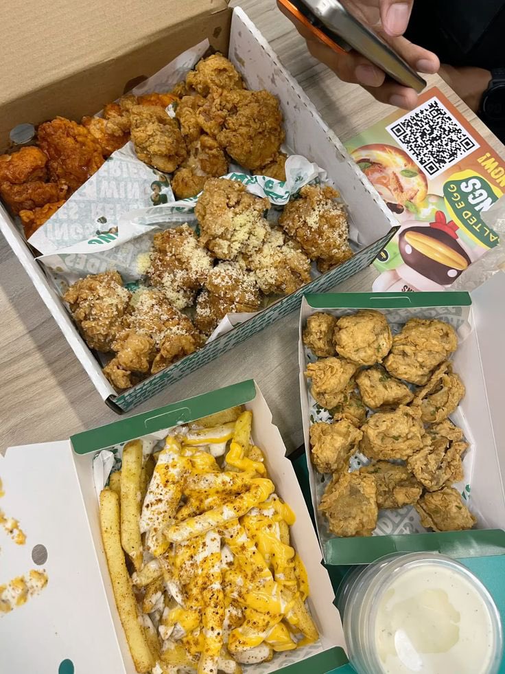 agentTHALIA's tweet photo. well-fed thanks to you 💜 https://t.co/JxrFqNG4oo