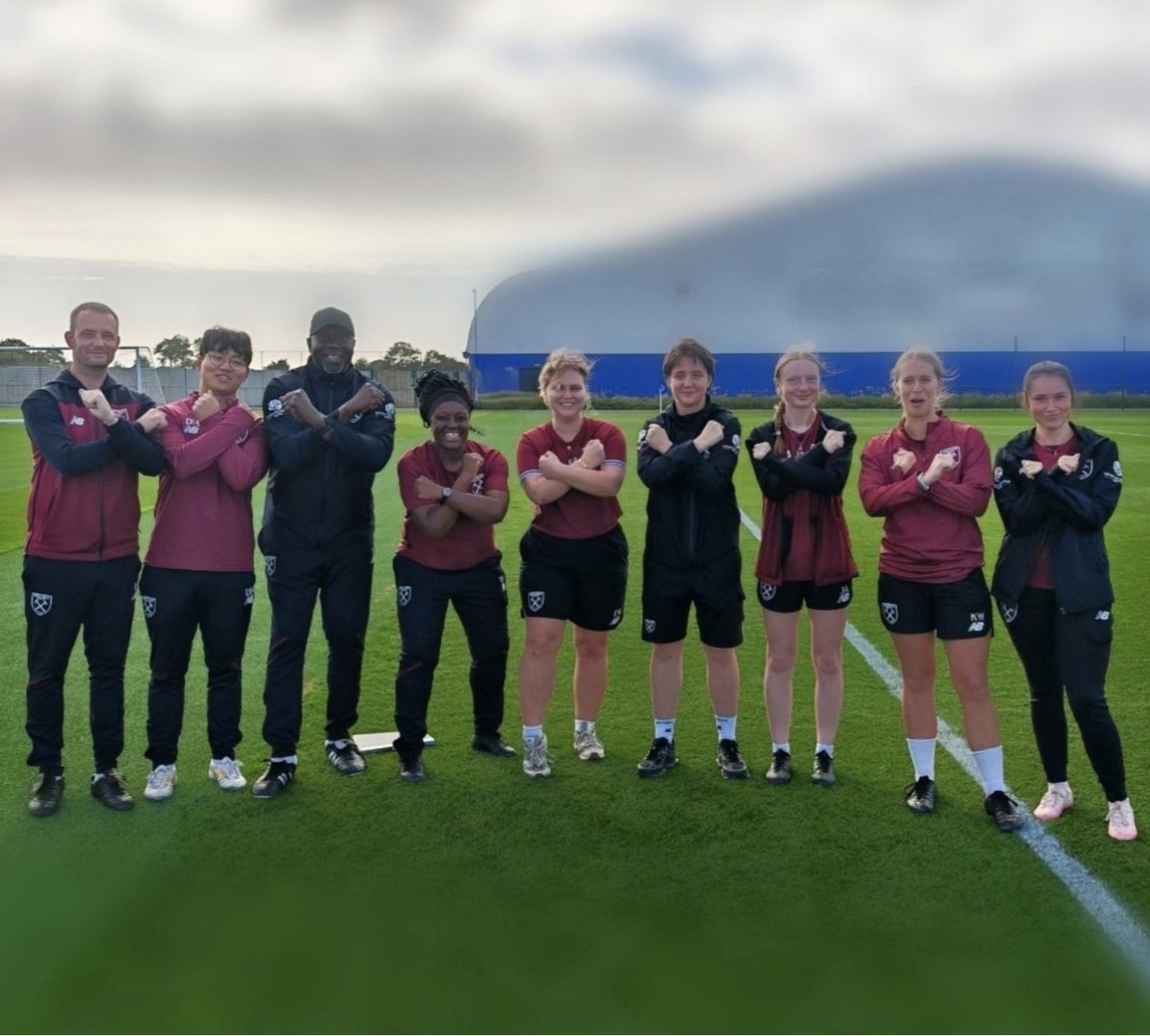 NicoleFarley01's tweet photo. Shout-out to the team behind the team. 

Our club values remain at the core of everything we do.

From the players, staff &amp; all of the multidisciplinary group it has been a valiant effort with lots of hard work &amp; adaptability.

Proud. We go again Hammers.

#professional #pathway https://t.co/dY6OQWULm9