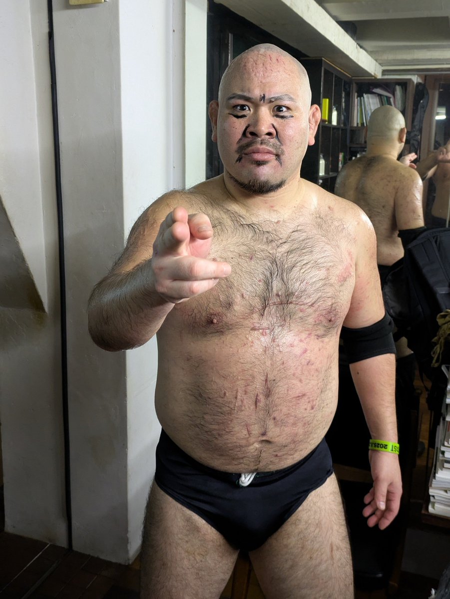 blackbu18515564's tweet photo. ピッサリ！
#bakagaijin https://t.co/Fy8hHG5lxc