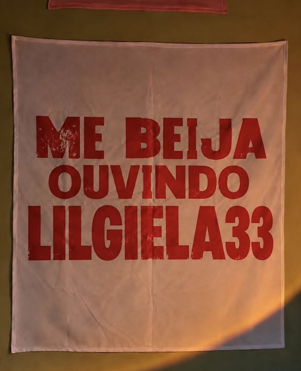 lilgielari's tweet photo. só pela resenha 🥺 https://t.co/3frOEH0txK
