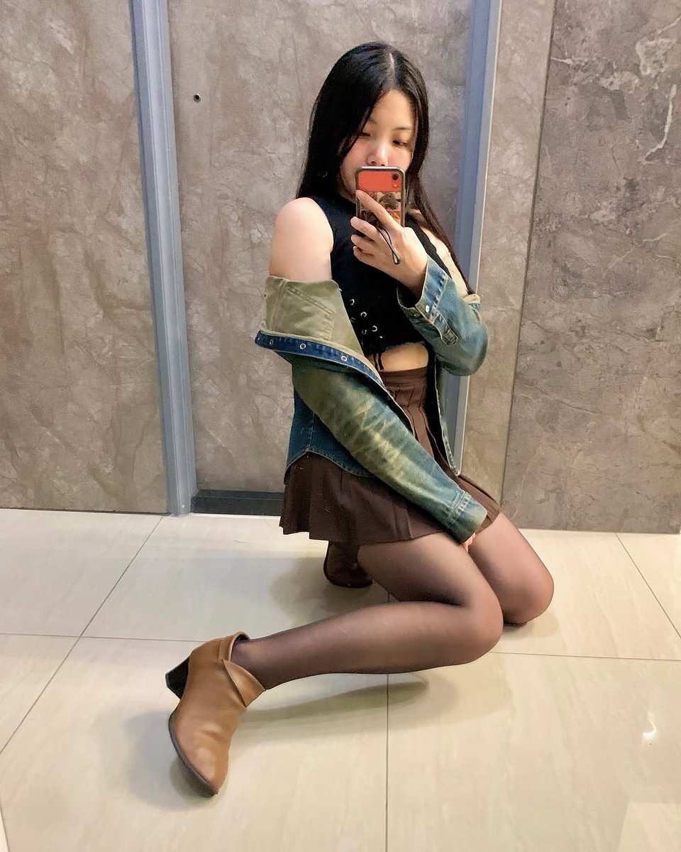 RioteerTweets's tweet photo. 女生發什麼樣的照片你們男生會忍不住？
#台中 https://t.co/pJxIarHBNm