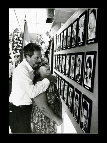coralsacuba's tweet photo. 🇨🇺 A 50 años del Crimen de Barbados, #Cuba rinde homenaje a las 73 víctimas de aquel acto abominable de terrorismo. Desde nuestra Corporación reafirmamos la condena firme a ese flagelo y la defensa del derecho soberano de los pueblos a vivir en paz. 

#TenemosMemoria https://t.co/tl8v828RCe