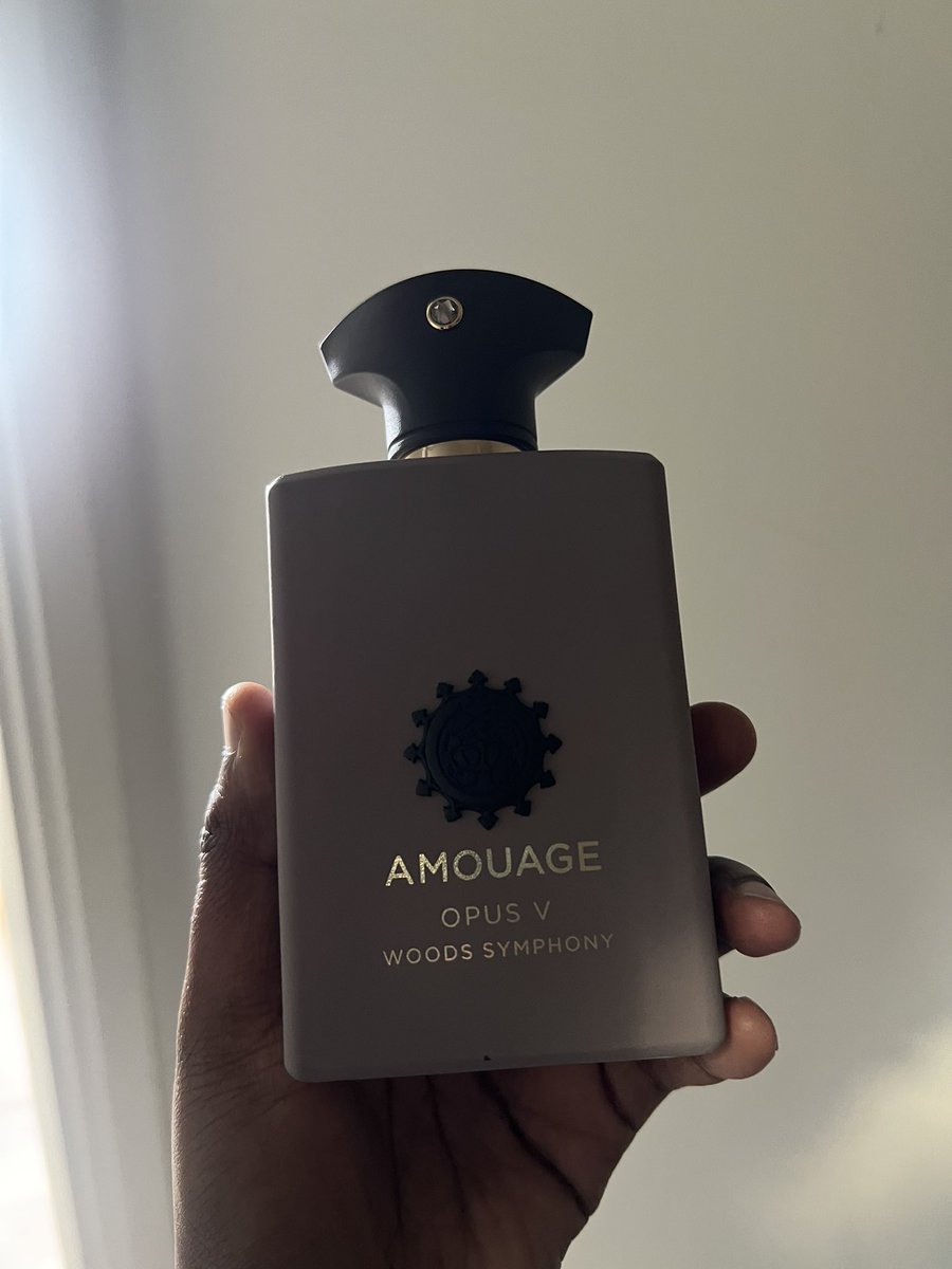 A_doseof_E's tweet photo. One of the best fragrances from Amouage https://t.co/uTcHw7mJ37