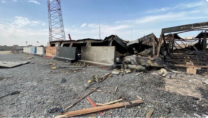 TheIntelFrog's tweet photo. Just your reminder that the apparent leading candidate to become the next Secretary of the US Army has absolutely no problem telling the world that this building made of sheet metal surrounded by 6' T walls is a "secure facility that was fortified". https://t.co/lujlahSUHA